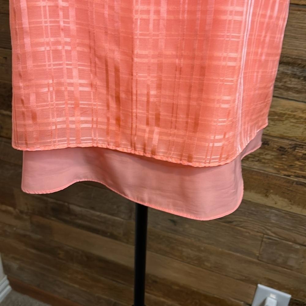 Double layer sleeveless top - Picture 2 of 4